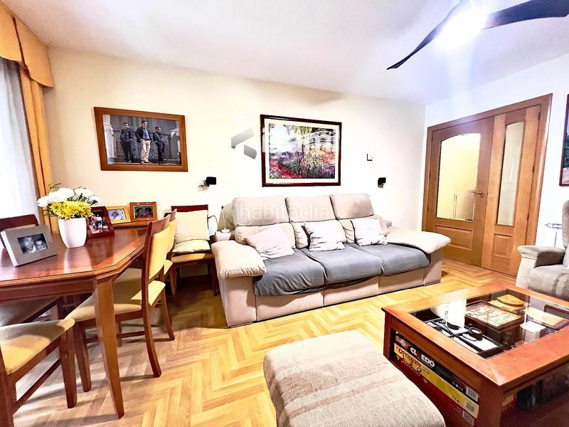Foto 98a9515a-b673-4586-a04d-f93fa3706ac6. Etagenwohnung mit heizung in Canillas Madrid