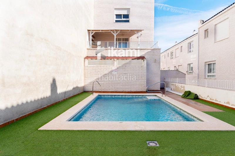 Foto 3f287ec8-05f3-4df8-b5af-004467ca1885. Piso apartamento de lujo con piscina y vistas unicas en Náquera