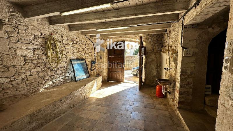 Foto a2957c7f-6d11-4bd0-abfd-680d24bd2b45. Location maison avec chauffage parking dans Llers