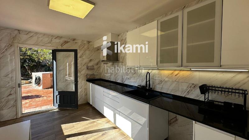 Foto dc9a8ca1-3cc1-425c-9e23-a356a1899c9e. Location maison avec chauffage parking dans Llers