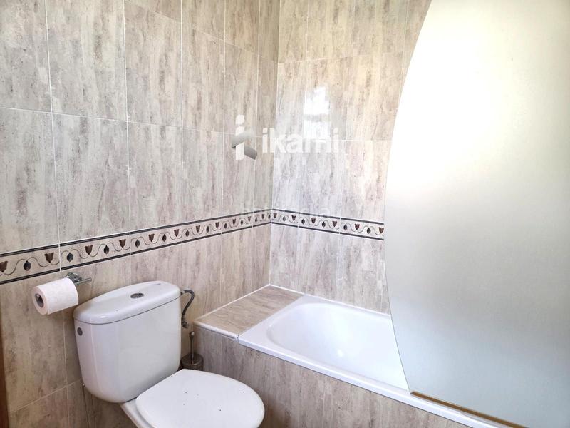 Foto 1e4a417e-e1c0-4b86-b0c0-5b50102e76ec. Xalet amb piscina a Villamartín-Las Filipinas Orihuela