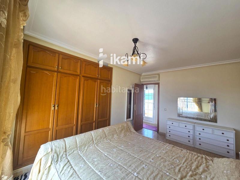 Foto 21c71b45-4fea-48f9-b98e-bbfcd39f9ccb. Xalet amb piscina a Villamartín-Las Filipinas Orihuela