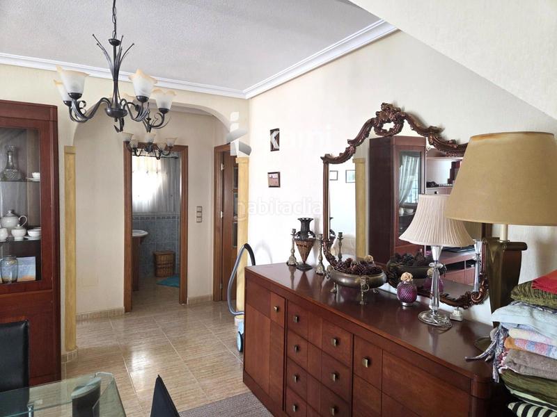 Foto c8312dbf-d4d7-44c6-9336-f24f167635b2. Xalet amb piscina a Villamartín-Las Filipinas Orihuela