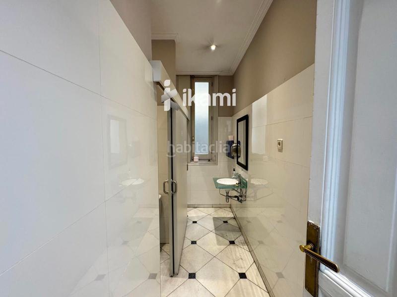 Foto 512428d0-e7aa-4e96-9659-e157305ef297. Location bureau avec chauffage dans Recoletos Madrid