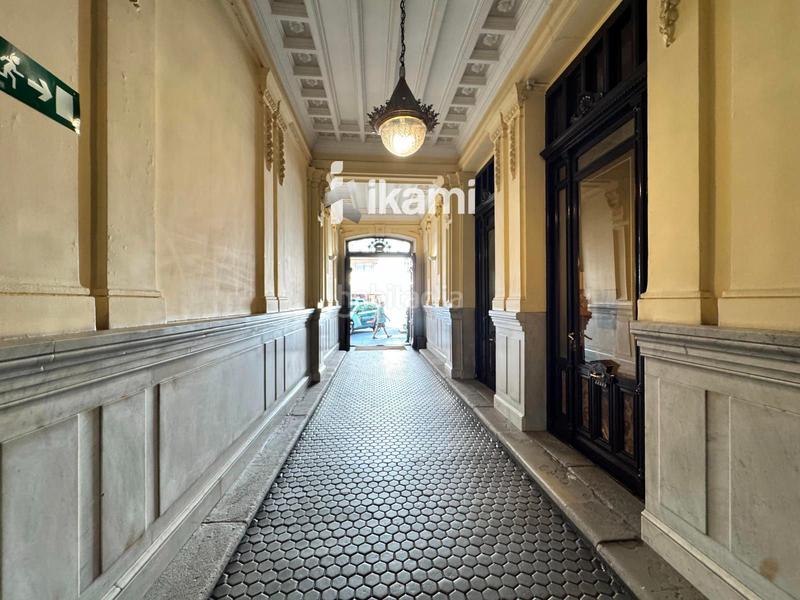 Foto b312dc55-a576-4ebc-853e-d2de86ce323a. Miete büro mit heizung in Recoletos Madrid