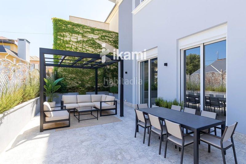Chalet independiente de lujo en Vallehermoso Madrid - Imagen 39