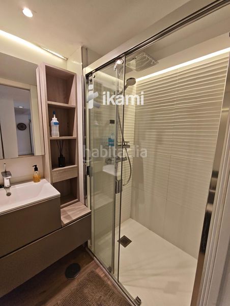 Foto b1d9d8f8-daf6-42d6-a34f-d68a4768a162. Pis amb calefacció a Playa Levante Benidorm