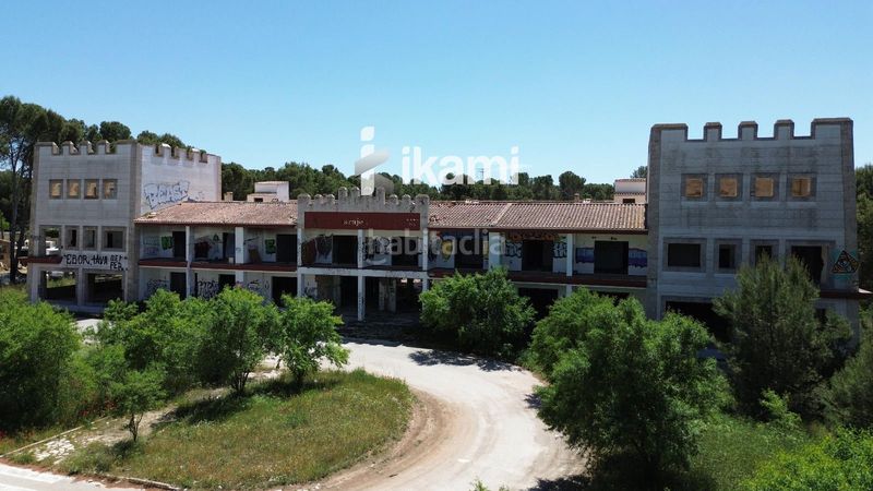 Foto 0355a8ae-cbda-4a96-aa99-7a1fc0fdea76. Edifici a Requena