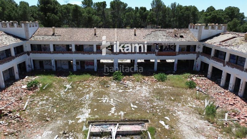 Foto e180a647-7e4f-44f9-bd0a-13e3a074456e. Edifici a Requena