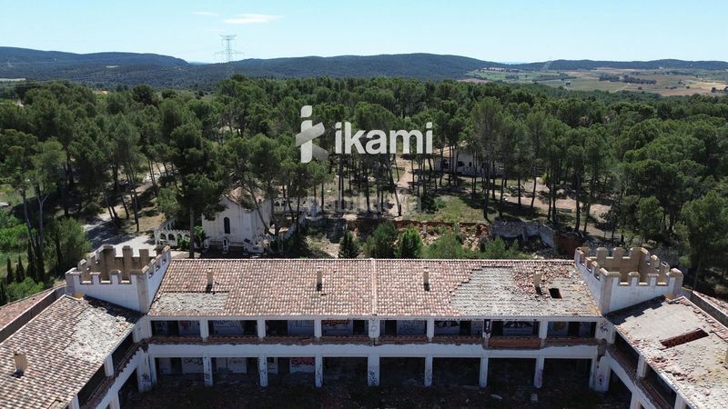 Foto fa1af0bb-243d-4849-a6f6-ed9aa3def05b. Edifici a Requena