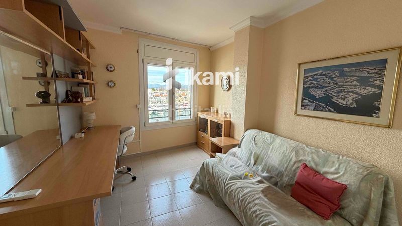 Foto 2d42be3b-2139-44a5-bf2f-951be8e76b47. Rent penthouse with heating in Salins - Cavall de Mar Empuriabrava