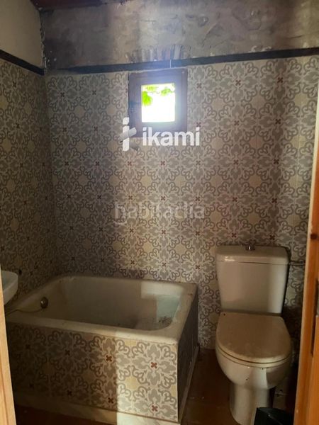 Foto c6c353f4-34f3-42f0-b270-9794e3717c5f. Casa a Llofriu