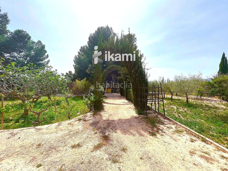 Foto 0f0bc155-829c-4999-95ce-3f4d54a93d81. Xalet amb calefacció piscina a Centro Elda