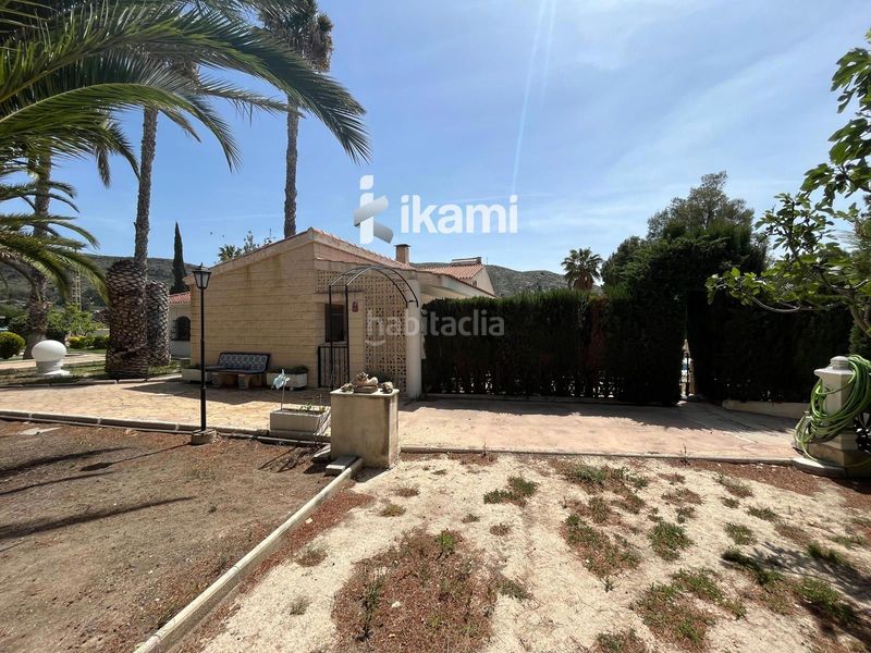 Foto a4036dbd-e718-4ed5-bd34-4d6ee0130db0. Xalet amb calefacció piscina a Centro Elda