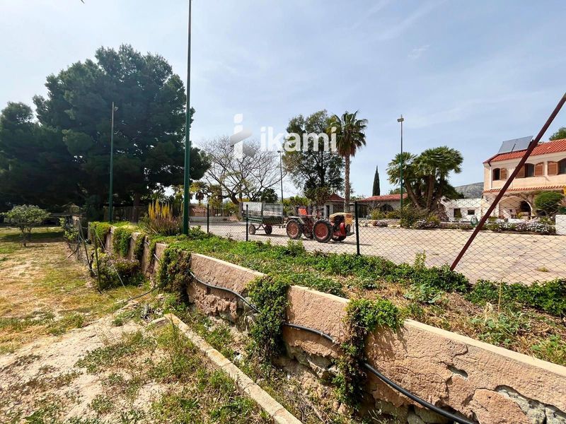 Foto ed87222b-ff70-41a5-aafe-e869a167e924. Xalet amb calefacció piscina a Centro Elda