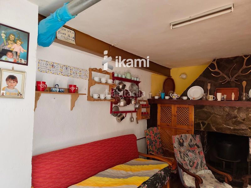 Foto b363744d-8eb4-492a-a05d-796f72e87e2b. Casa amb calefacció aparcament a Íllar