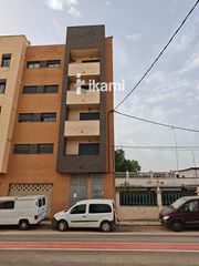 Terreno residenziale  Blasco ibañez. Solar urbano de 948m2 con vivienda de 291m2