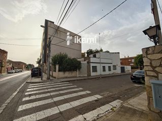 Residential Plot  Blasco ibañez. Solar urbano de 948m2 con vivienda de 291m2