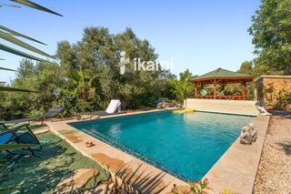 House  Poligono. Finca mediterránea de 20.217 m  3 viviendas  piscina  establo  v