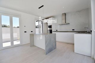 Chalet  Chiloeches. Vivienda independiente de nueva construcción con máxima eficienc
