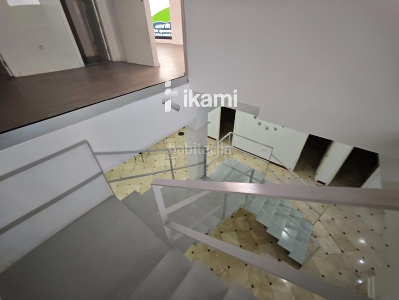 Foto 4b5f2c9e-0c3c-466d-aa13-0fa7a6267bb0. Edificio  2472 mts uso comercial restaurante en Alcorcón