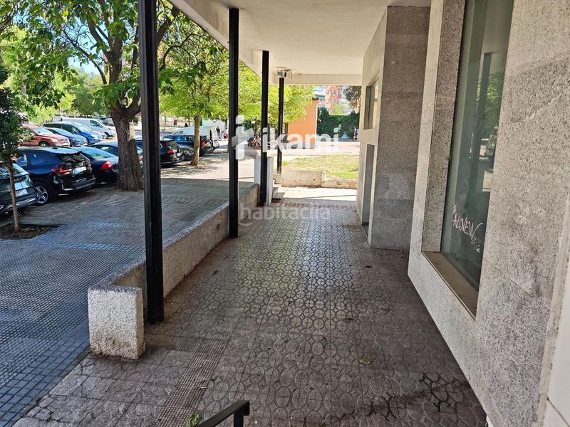 Foto 63f992a0-0a17-41a9-8f3b-7b1177deb6cc. Edificio  2472 mts uso comercial restaurante en Alcorcón