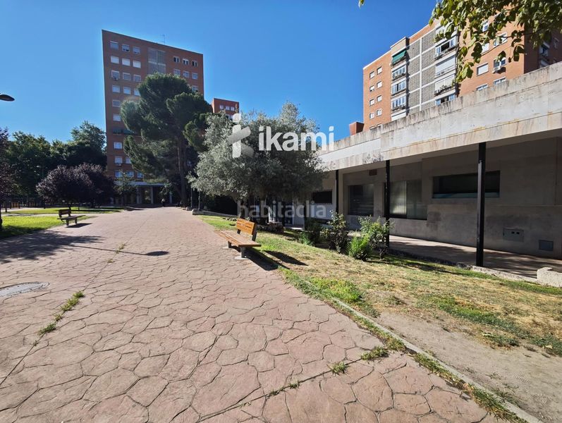 Foto d8d446be-7633-4727-a1f9-c3a7226bb6b1. Edificio  2472 mts uso comercial restaurante en Alcorcón