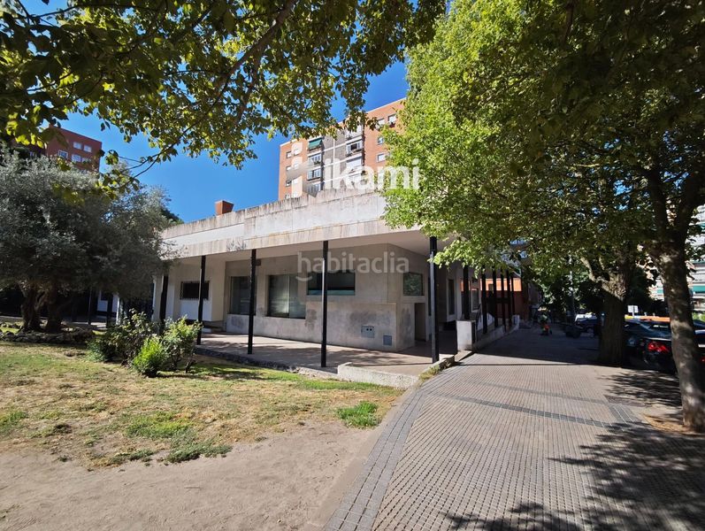 Foto fe7df885-a912-4513-8e45-6fe68d83465a. Edificio  2472 mts uso comercial restaurante en Alcorcón