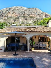 Xalet a Montgó - Ermita. Casa de una planta en el montgo sur de javea