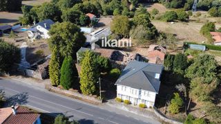Chalet in Lu-213 chantada a santiago de compostela km 1.3. Descubre tu retiro soñado en esta preciosa zona de la ribeira sa