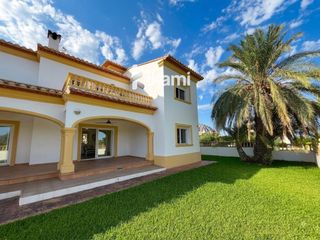 Xalet a Beniarbeig. Fantástico chalet en venta en beniarbeig