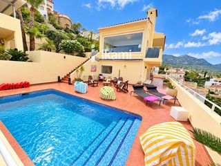 Xalet  Riu xuquer. Villa montesolana, pedreguer