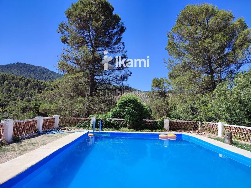 Foto cf3a8624-ad78-4216-a042-14fb1ce51dea. Terreny residencial a Beas de Segura