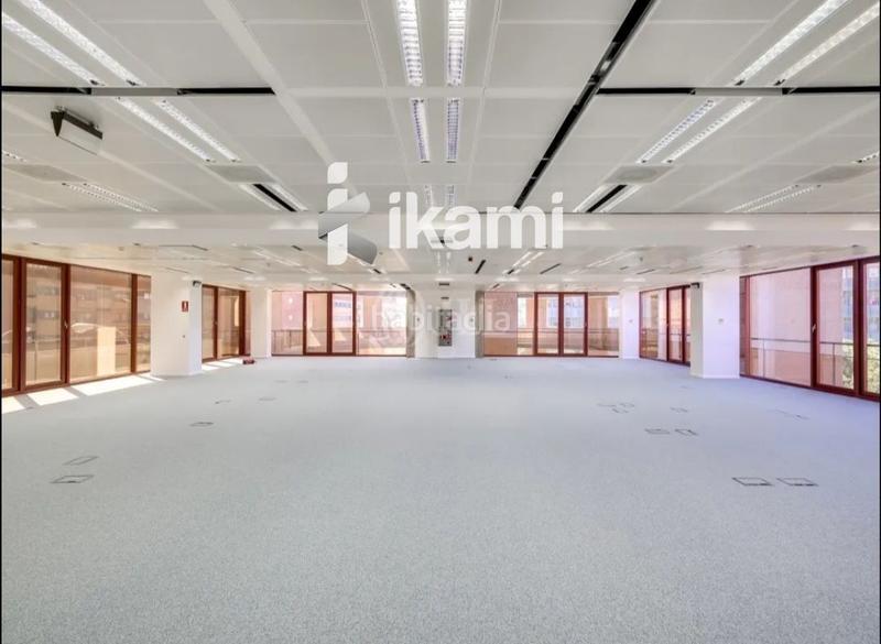 Foto 7309e41d-cb68-4dff-abb3-15330dcb3079. Alquiler oficina en juan ignacio luca de tena 1 oficinas en alquiler edificio plaza america en Madrid