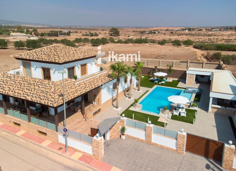 Foto 937f3f2c-4806-4dab-9081-dbca3d7a0ba4. Chalet oasis de lujo y exclusividad en Jerónimo y Avileses Murcia
