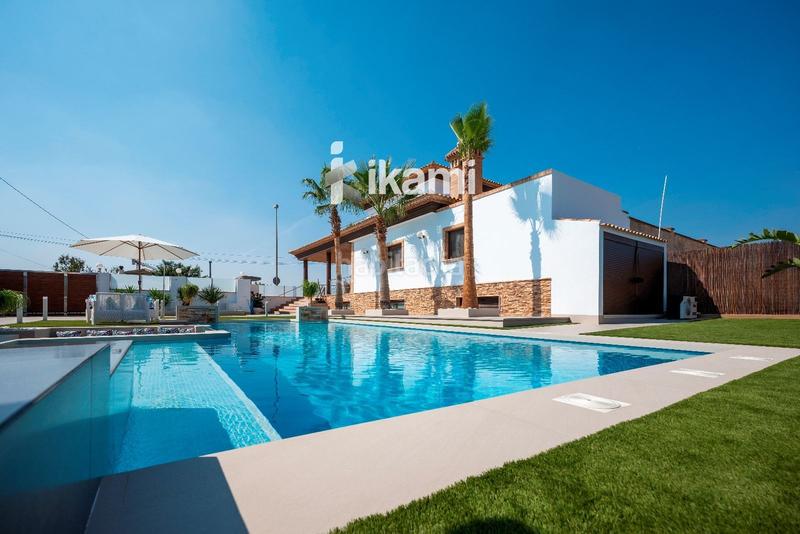 Foto 9a44379f-e619-42e4-8a16-b0d17bfd9bbf. Chalet oasis de lujo y exclusividad en Jerónimo y Avileses Murcia