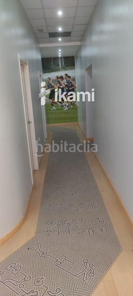 Foto cf2a089b-9d2f-40b0-83aa-85d219e54f8b. Local commercial dans octavio vicent escultor 3 dans Valencia