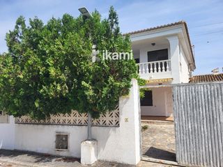Xalet  Sector m-13. Chalet 232 mts. 4habitaciones   3 baños junto al mar  mareny