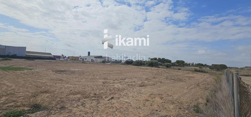 Foto 8133f24d-efb0-4060-8fe0-65e760dd80b6. Alquiler finca rústica parcela comercial estratégica en San Pedro del Pinatar