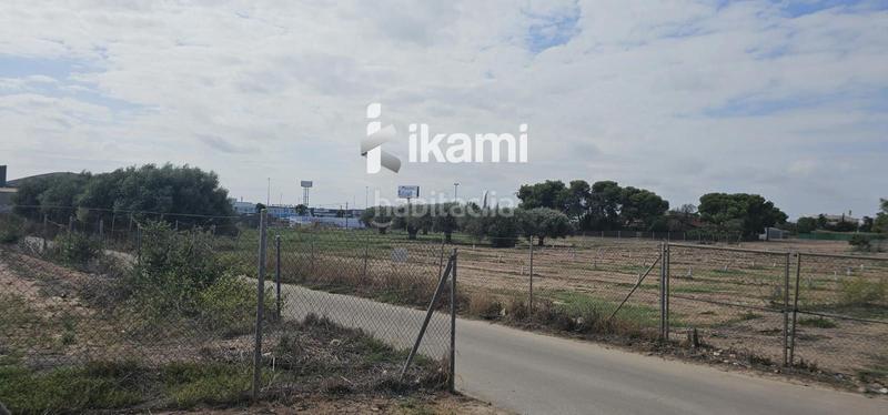 Foto df35a18d-5dc2-4f92-b2e8-647785b45a58. Alquiler finca rústica parcela comercial estratégica en San Pedro del Pinatar
