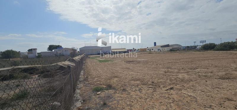 Foto eaa81f02-ee12-4bc4-b7ae-8e3d46a87cd9. Alquiler finca rústica parcela comercial estratégica en San Pedro del Pinatar
