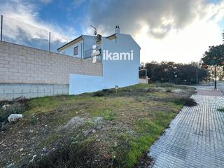 Terreny residencial  Los eucaliptos. Solar de 184.65 m2 en esquina en estación de salinas  archidona