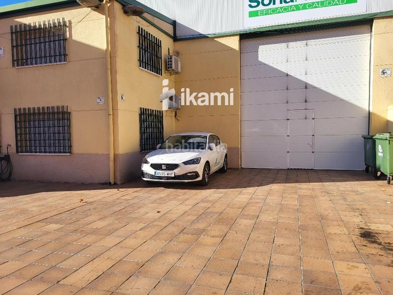 Foto 547de0a8-45f0-4a88-b708-af0fe989d6b8. Nave industrial nave almacen oficinas 1071 mts. en zona comercial en Alcorcón