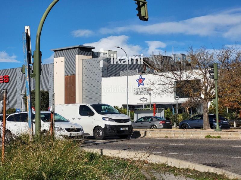 Foto 6ca797e1-839a-417e-892b-fcc70a905694. Nave industrial nave almacen oficinas 1071 mts. en zona comercial en Alcorcón