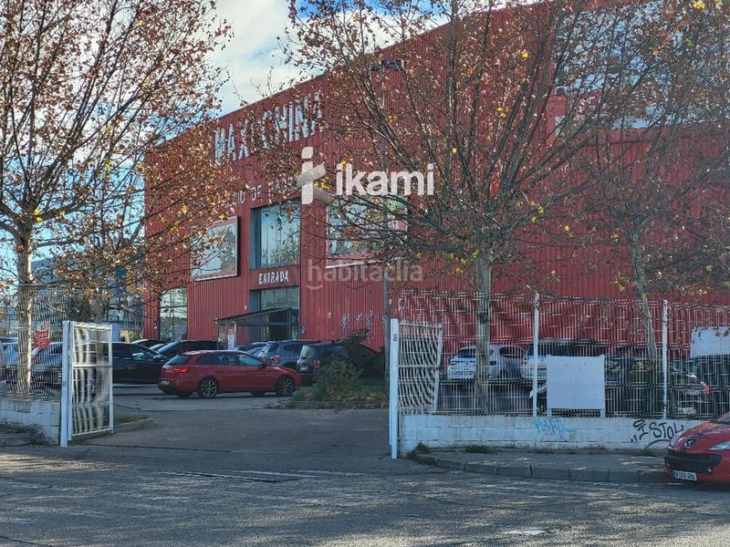 Foto 95a9dd25-8b53-43bd-a99d-0a274c048193. Nave industrial nave almacen oficinas 1071 mts. en zona comercial en Alcorcón