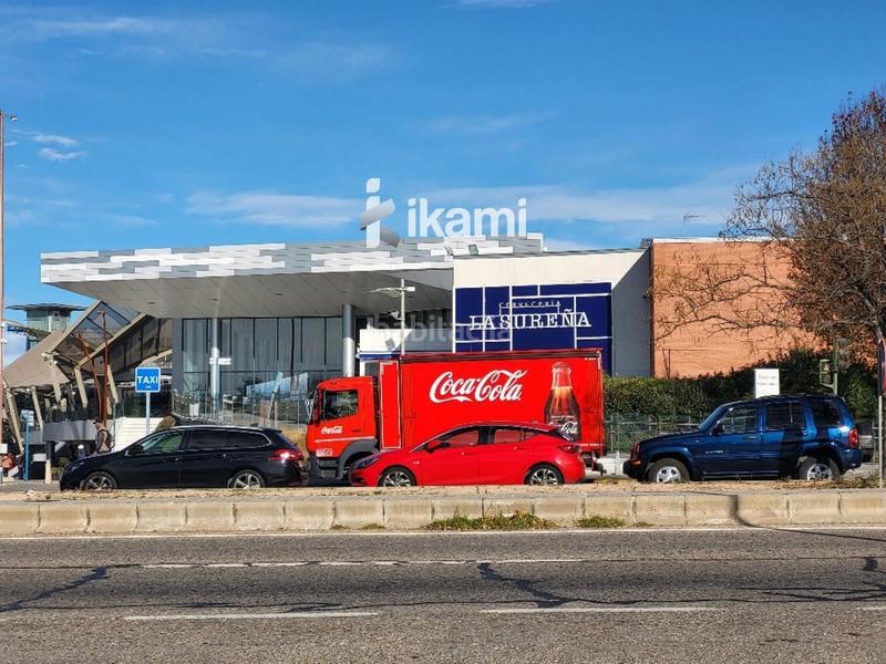 Foto a14ff9e6-d84d-4be5-bedb-7e456de2acf5. Nave industrial nave almacen oficinas 1071 mts. en zona comercial en Alcorcón