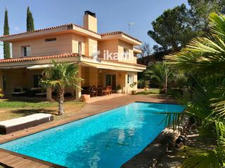 Xalet  Oso. Vivienda de lujo estilo toscano, en la prestigiosa urbanización