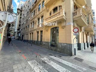Local commercial  Constitución. Local comercial 281 mts. alicante