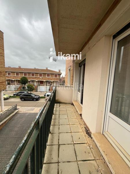 Foto f9f8be83-5083-4f73-a178-d1555042b5f0. Piso espectacular vivienda en palencia! en Grijota