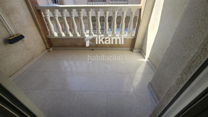 Foto b83dc15e-cc7c-4b88-81a5-02a5f3ec41a9. Appartamento con piscina in Avenida Habaneras - Curva de Palangre Torrevieja